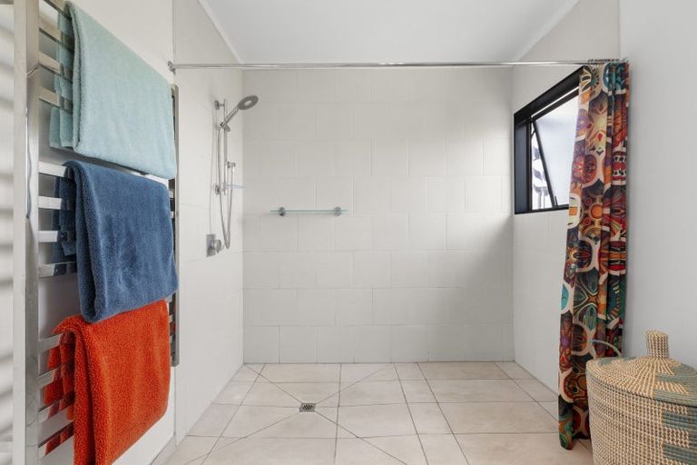 Photo of property in 24a Manukau Road, Raglan, 3225