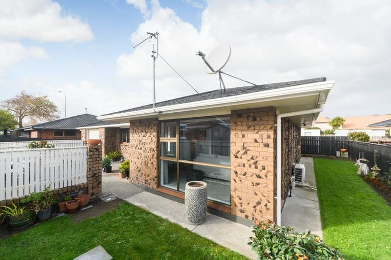 Photo of property in 166b Fitzherbert Avenue, West End, Palmerston North, 4410
