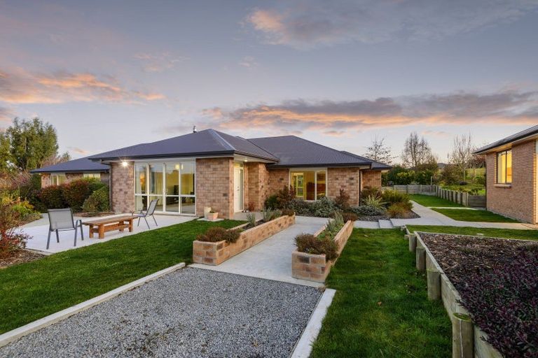 Photo of property in 127 Summerhill Road, Cust, Rangiora, 7471
