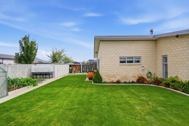 Photo of property in 5 Guardsman Place, Prebbleton, 7604