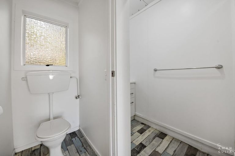 Photo of property in 3 Kathleen Street, Totara Vale, Auckland, 0627