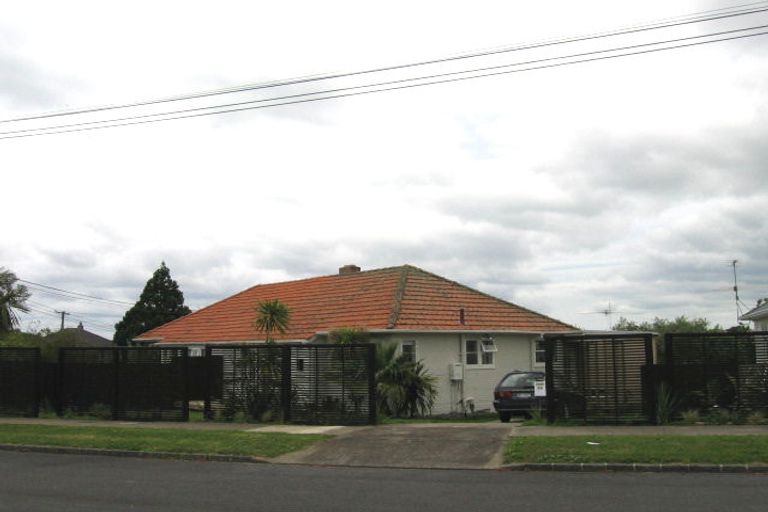 Photo of property in 89 Walmer Road, Point Chevalier, Auckland, 1022