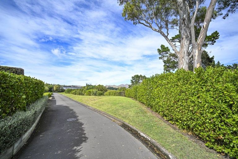 Photo of property in 16 Hikanui Drive, Havelock North, 4130