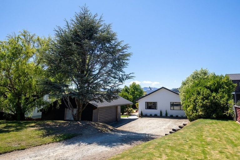Photo of property in 65 Totara Terrace, Wanaka, 9305