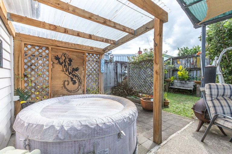 Photo of property in 12 Flora Street, Paeroa, 3600
