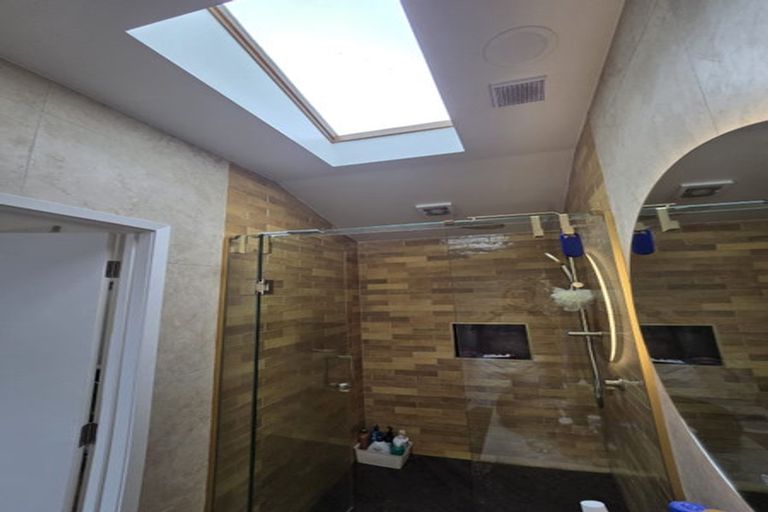 Photo of property in 55 Coronation Road, Hillcrest, Auckland, 0627