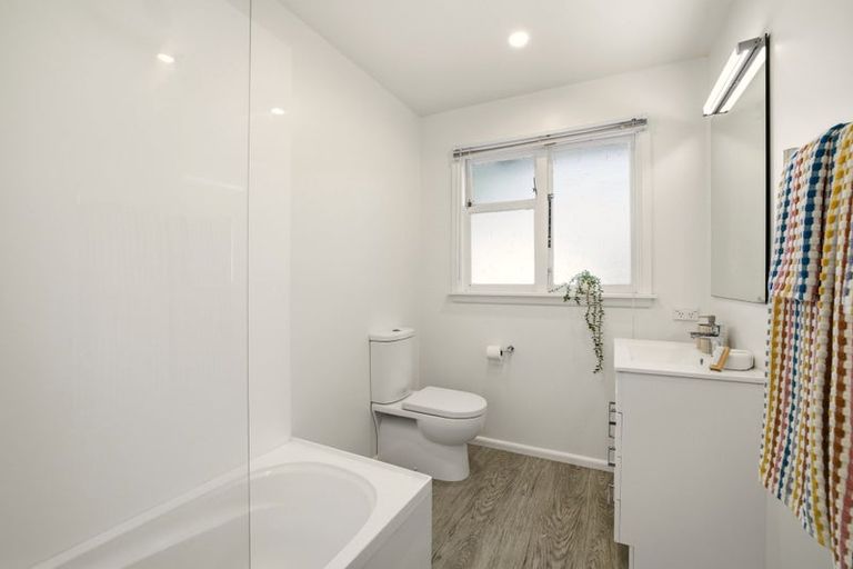 Photo of property in 11 Leistrella Road, Hoon Hay, Christchurch, 8025