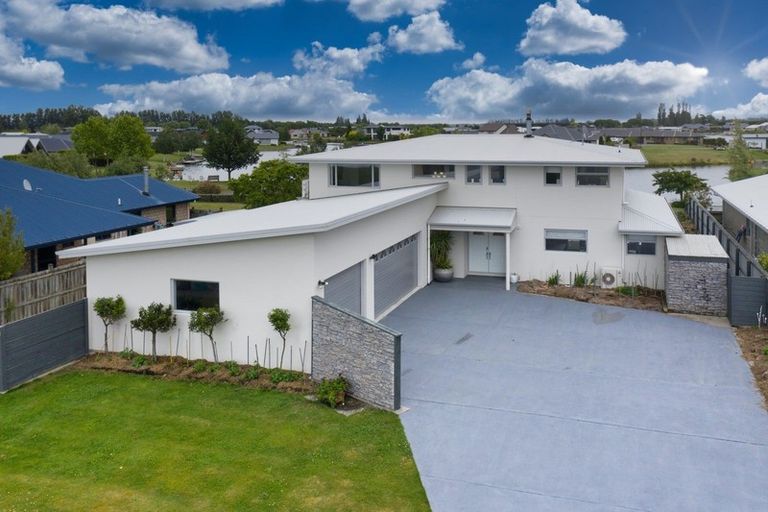 Photo of property in 51 Ludlow Drive, Huntingdon, Ashburton, 7774