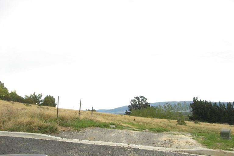 Photo of property in 5 Gracemount Place, Kinmont Park, Mosgiel, 9024