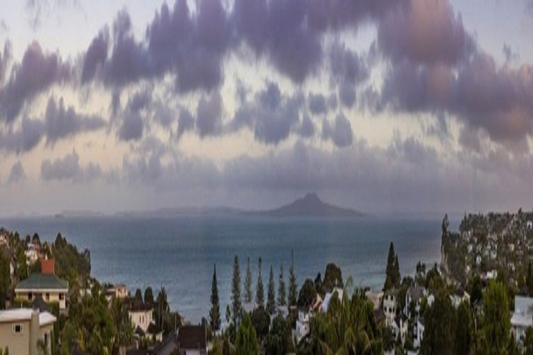 Photo of property in 839 Beach Road, Browns Bay, Auckland, 0630