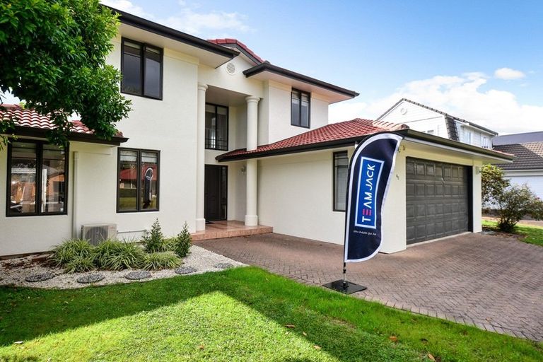 Photo of property in 41 Nielsen Gardens, Rototuna, Hamilton, 3210