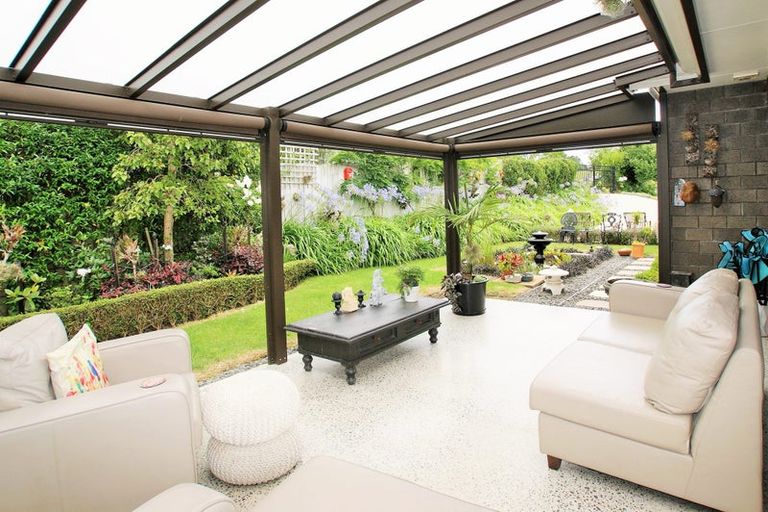 Photo of property in 25 Raptor Way, Welcome Bay, Tauranga, 3175