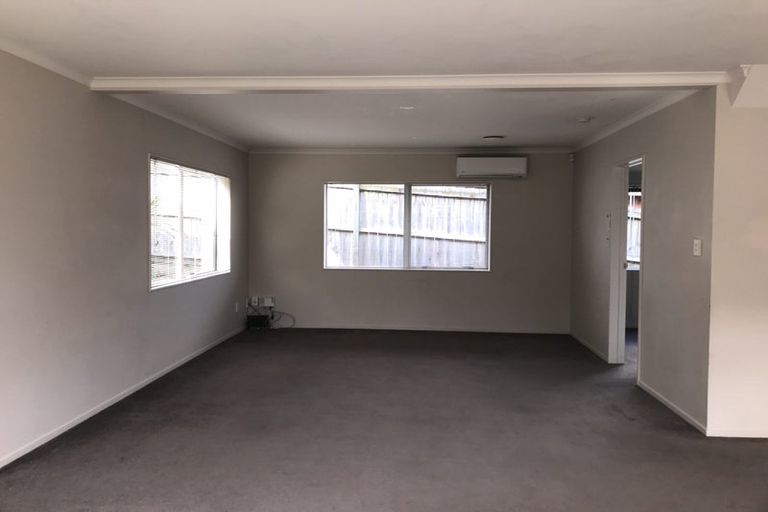Photo of property in 18a Saralee Drive, Manurewa, Auckland, 2105