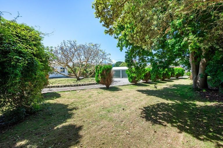 Photo of property in 27 Goldsborough Avenue, Raumati Beach, Paraparaumu, 5032
