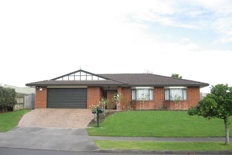 Photo of property in 3 Glenross Drive, Wattle Downs, Auckland, 2103