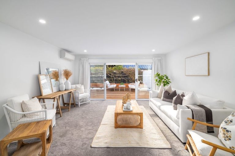 Photo of property in 2/212 Springfield Road, St Albans, Christchurch, 8014