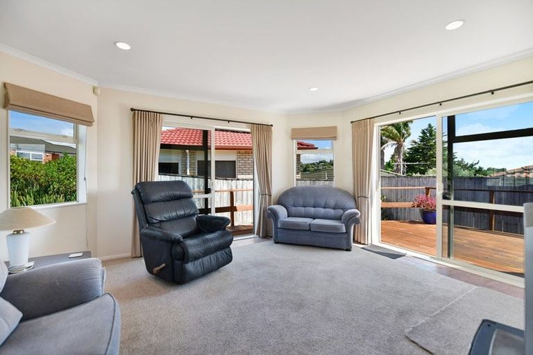 Photo of property in 38 Elan Place, Stanmore Bay, Whangaparaoa, 0932