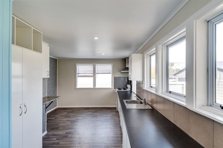 Photo of property in 10 Fleming Crescent, Maraenui, Napier, 4110