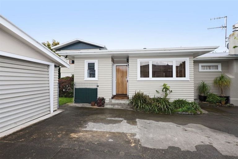 Photo of property in 10 Nimon Street, Havelock North, 4130