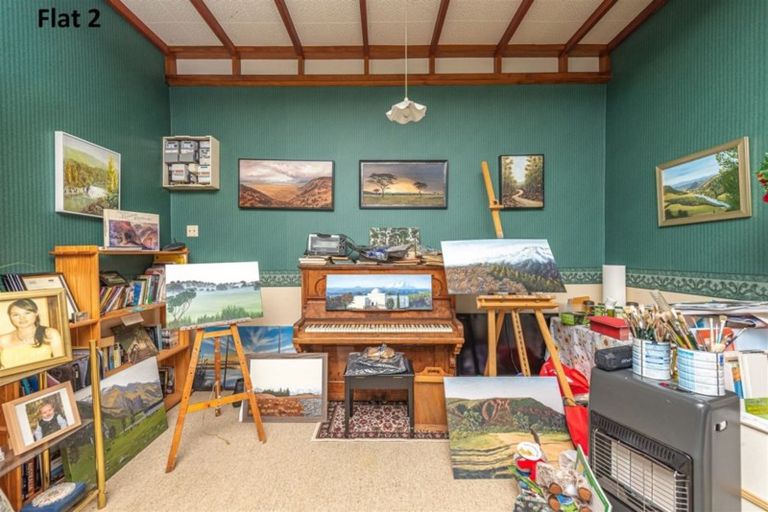 Photo of property in 6 Caius Avenue, Gonville, Wanganui, 4501