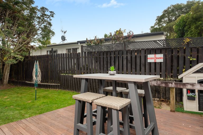 Photo of property in 13 Pokapu Place, Bethlehem, Tauranga, 3110