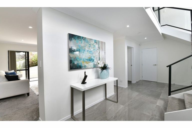 Photo of property in 61 Landmark Terrace, Orewa, 0931