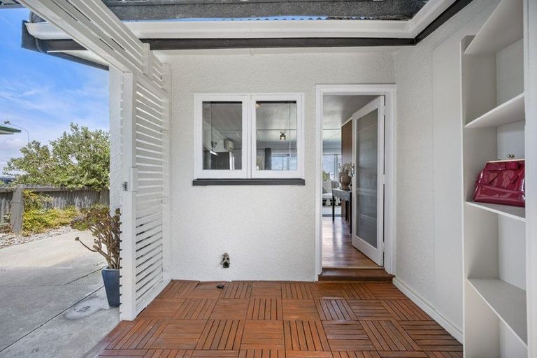 Photo of property in 35 Pukeko Place, Westshore, Napier, 4110