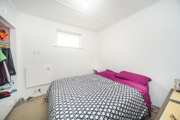 Photo of property in 651 Featherston Street, Roslyn, Palmerston North, 4414