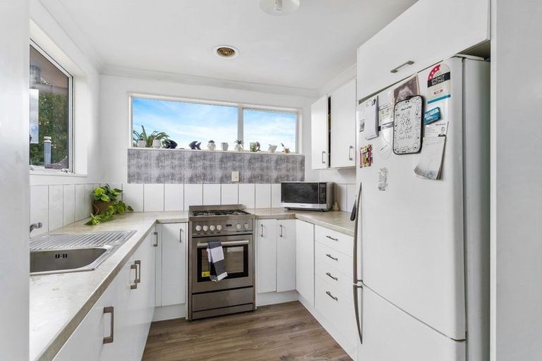 Photo of property in 44 Childers Road, Ranui, Auckland, 0612