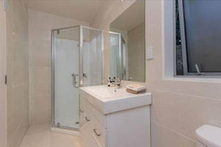 Photo of property in 20a Northall Road, New Lynn, Auckland, 0600