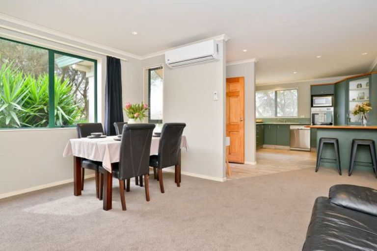 Photo of property in 39 Cairns Crescent, Rototuna, Hamilton, 3210