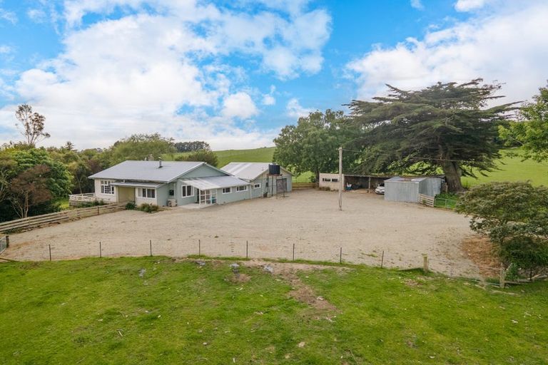 Photo of property in 10 Tarbetness Street, Herbert, Oamaru, 9495