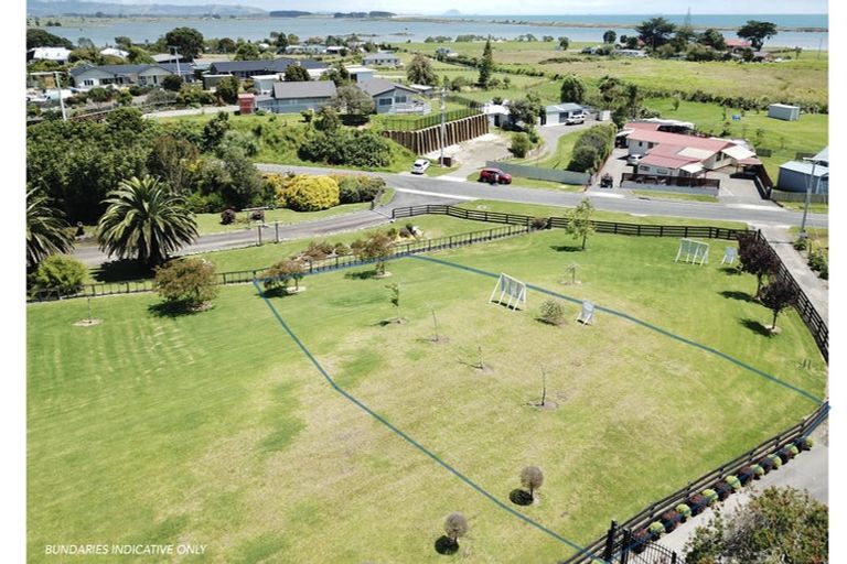 Photo of property in 83 Spencer Avenue, Maketu, Paengaroa, 3189