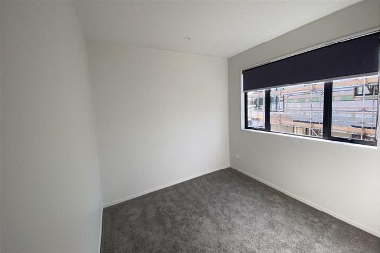 Photo of property in 6/39 Renata Crescent, Te Atatu Peninsula, Auckland, 0610