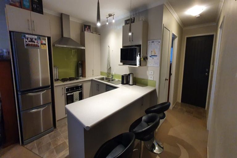 Photo of property in 2/240 Old Farm Road, Hillcrest, Hamilton, 3216