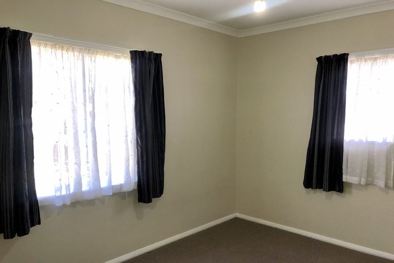 Photo of property in 195a Naenae Road, Naenae, Lower Hutt, 5011