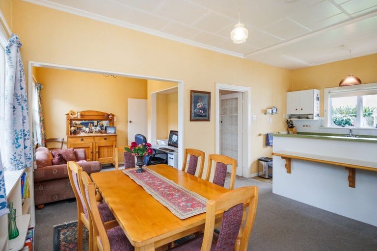 Photo of property in 329 Makirikiri Road, Crofton, Marton, 4787