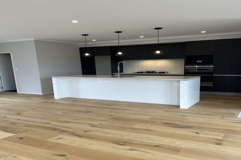 Photo of property in 65 Koura Drive, Red Beach, 0932