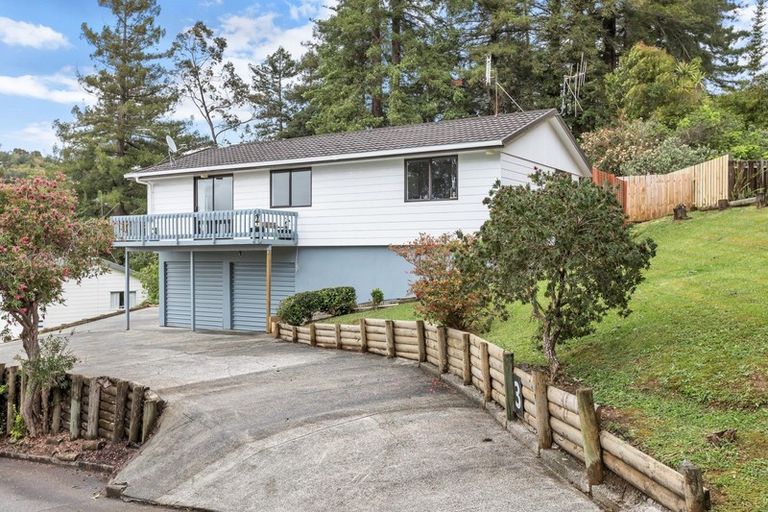 Photo of property in 3 Redwood Rise, Horahora, Whangarei, 0110