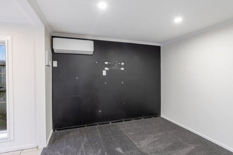 Photo of property in 18 Bayswater Crescent, Bromley, Christchurch, 8062