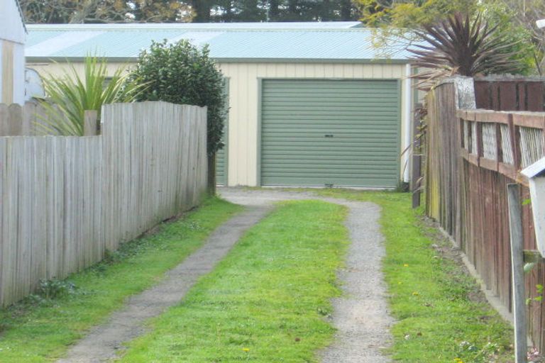 Photo of property in 15 Tawhara Place, Edgecumbe, 3120