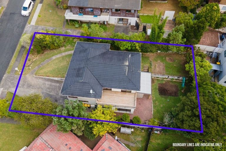 Photo of property in 7 Valdese Rise, Browns Bay, Auckland, 0630