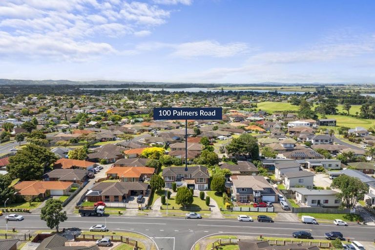 Photo of property in 100 Palmers Road, Clendon Park, Auckland, 2103