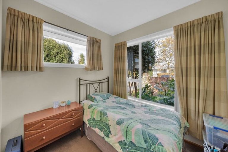 Photo of property in 32 Coniston Avenue, Ilam, Christchurch, 8041