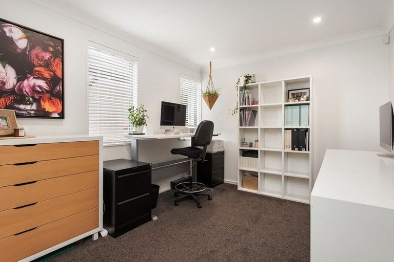 Photo of property in 16 Queenswood Gardens, Mairehau, Christchurch, 8052