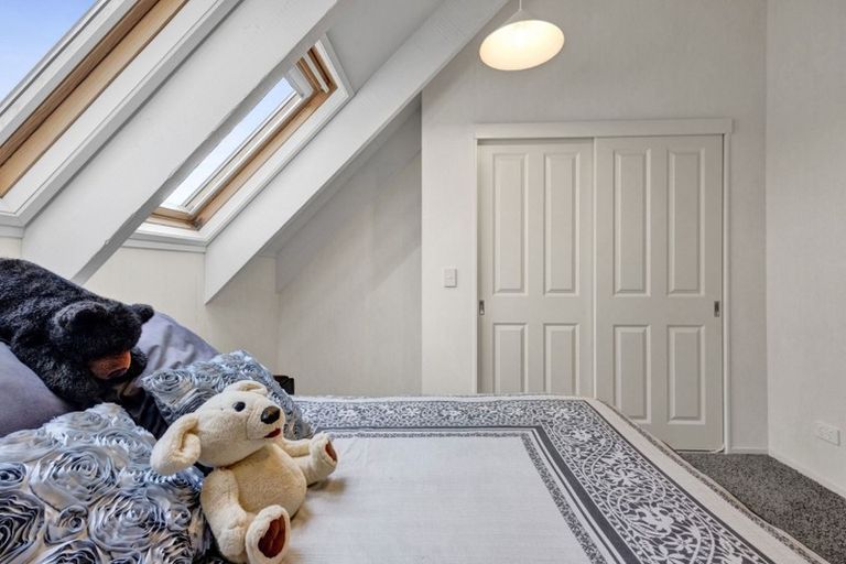 Photo of property in 28 Karamea Street, Whalers Gate, New Plymouth, 4310