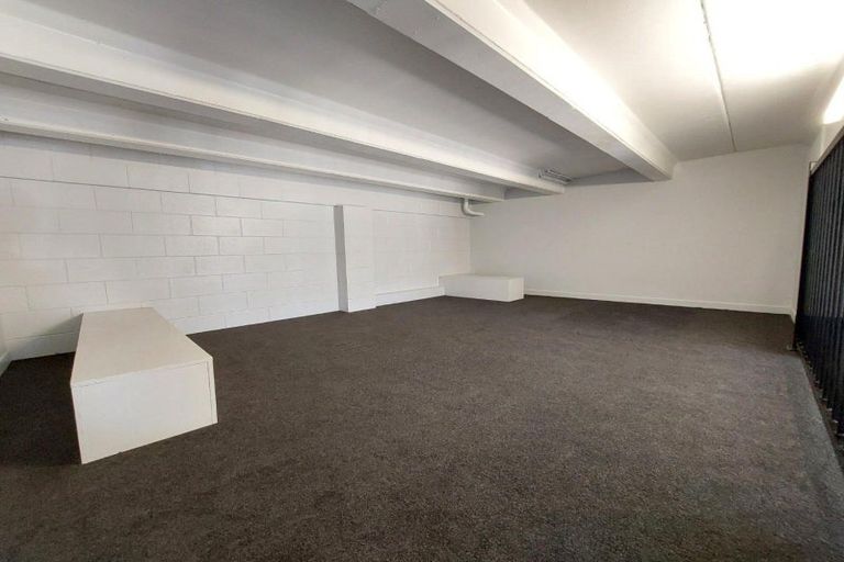 Photo of property in 138 Molesworth Street, New Plymouth, 4312