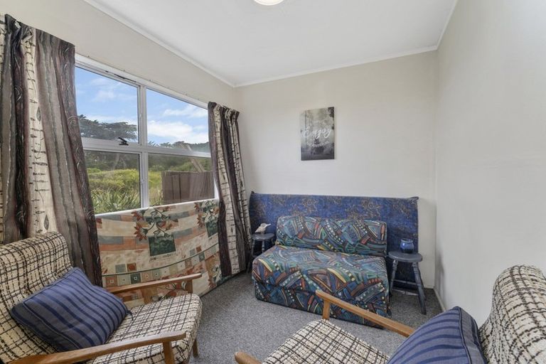Photo of property in 224 Marine Parade, Otaki Beach, Otaki, 5512