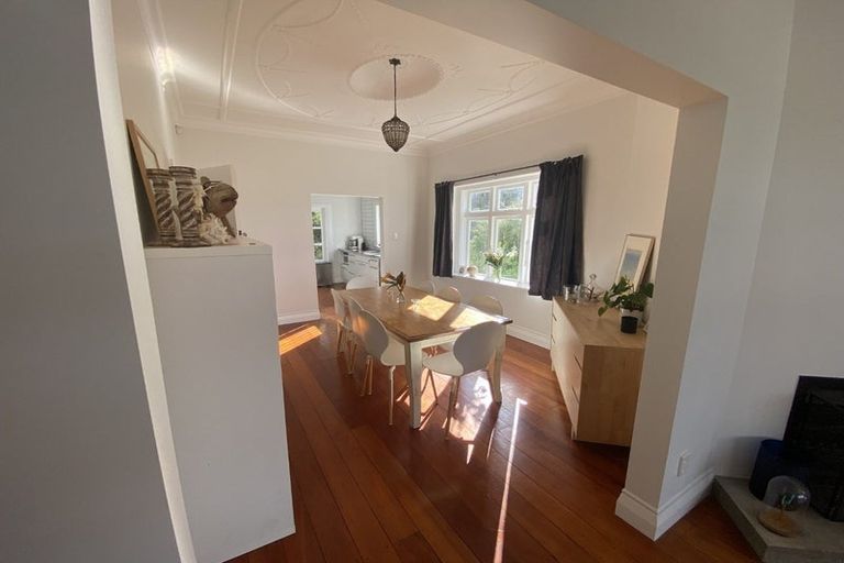Photo of property in 16 Grosvenor Terrace, Thorndon, Wellington, 6011