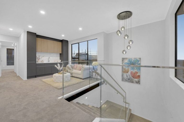 Photo of property in 14 Alluvial Street, Flat Bush, Auckland, 2019